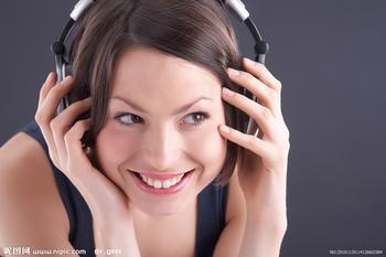 �˿˼Ǻ�ҩˮ��Ƶ�����ǿ"���ù�����"��ʮ������˲��...